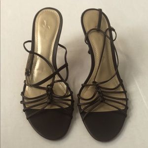 Ann Taylor Brown Sandals with 2 Inch Heel size 8